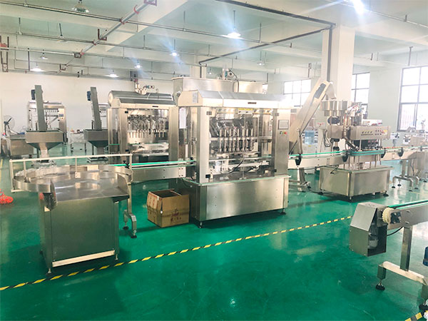 剁辣椒灌裝機(jī)實(shí)拍